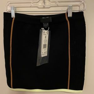 IVY PARK NEW WITH TAGS BLACK KNIT SKIRT SIZE SMALL